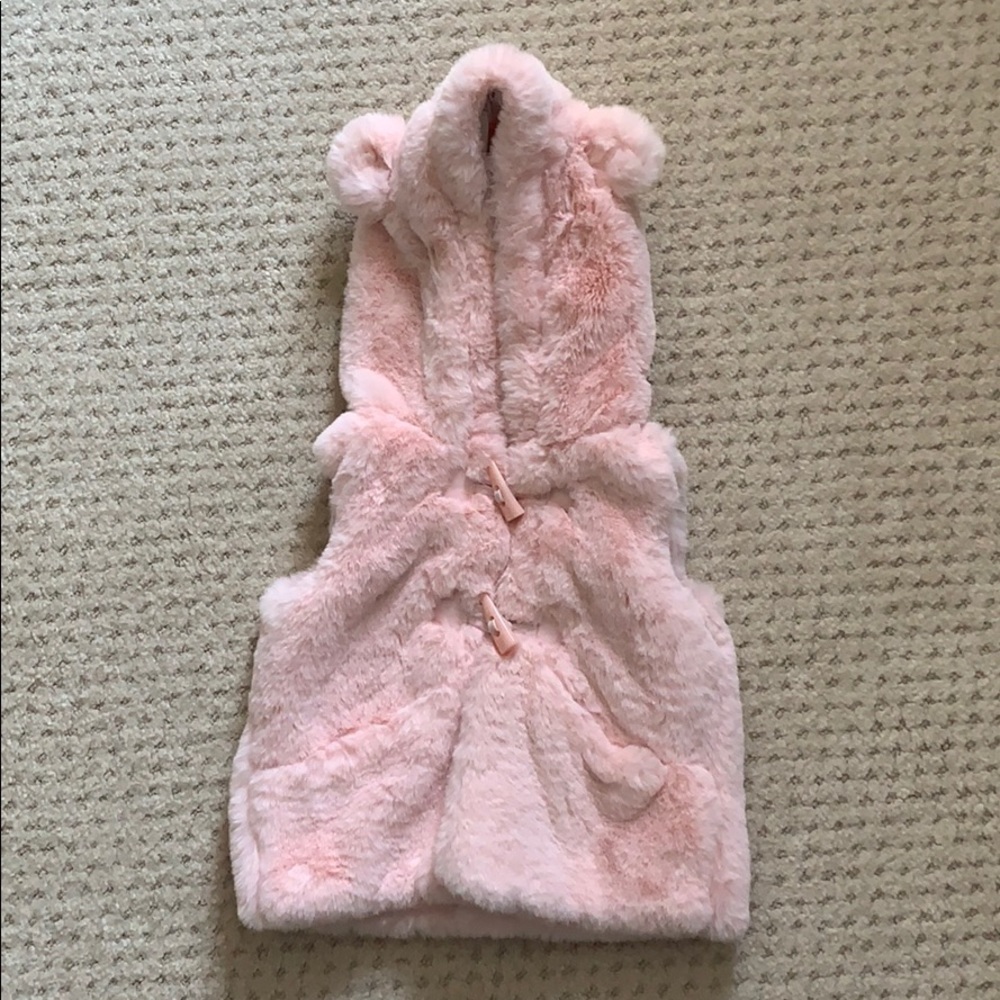 Like new soft pink vest.